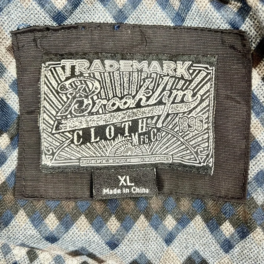 BROOKLYN CLOTH Men’s Black and Grey Zip Up Puffer Vest Gorpcore Size Extra Large